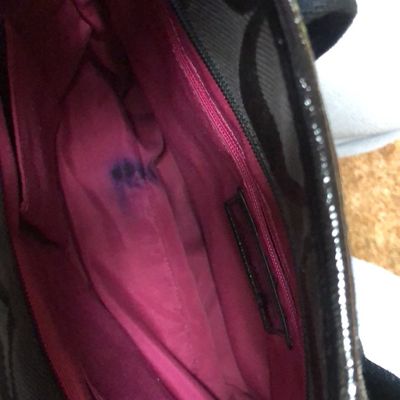 Black Tote Bag 
Exterior in good shape, but inside large ink stain - Picture 3 of 3